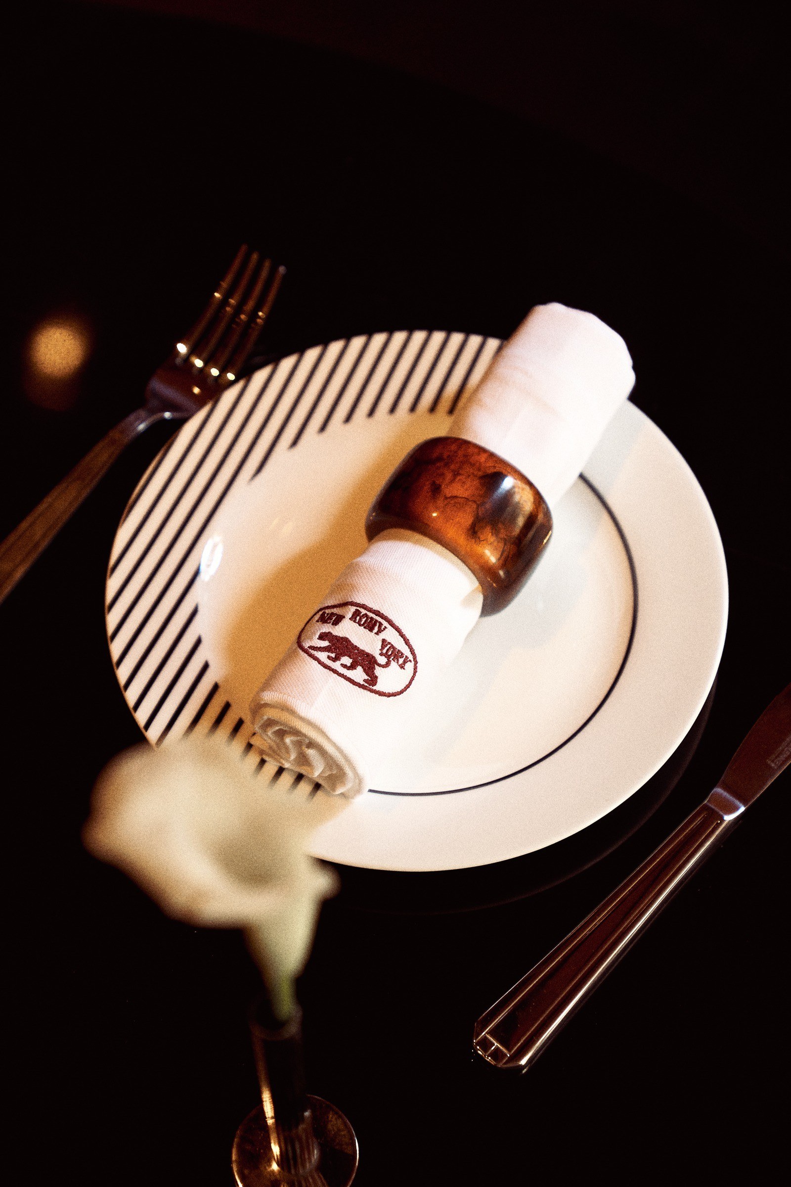 Romy place setting